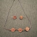 Vintage gold colored flower with white center necklace and matching earrings EVC Photo 4
