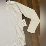 Zyia  
White Fitted Long Sleeve Tee Photo 2