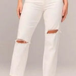 Abercrombie & Fitch  NWT The Mom High Rise White Distressed Jeans Size 29/8R Photo 0