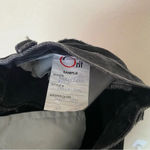 Levi's  Distressed High Rise Straight leg Jean busted knee distressed size 27‎ Photo 6