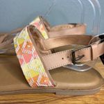 Toms  Bree Sandal Warm‎ Beige Leather Chevron Embroidered Toe Loop Casual NWT Photo 3