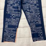 Under Armour women L heatgear compression pull on capri leggings navy blue Photo 1