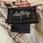 Daytrip  Floral V-Neck Long Sleeve Top Women’s Small Taupe/Red Cut Out Back Boho Photo 2