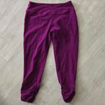 Beyond Yoga  Capri Leggings Womens Stretchy Pink Purple Cropped Pants Photo 1