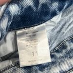 Altar'd State Jeans Womens Size 11 Distressed Frayed Hem Cut Off blue Light Wash Photo 3