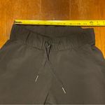 Lululemon Women's Size 2 On the Fly Pant Black Photo 3