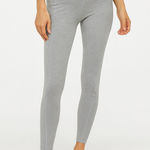 Gilly Hicks Size Small High-Rise Grey Activewear Leggings. Photo 0