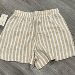 Universal Threads Universal Thread Shorts Photo 3