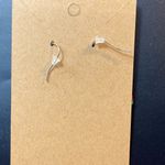 ma*rs  Grinch Round Dangle Pierced Earrings New Photo 1