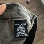 Vanilla Star Jeans Vanilla Rose Mid Rise camo color summer short. Size: 11 Photo 2