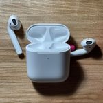 Apple AirPods Photo 0