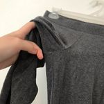 PINK - Victoria's Secret PINK VS VICTORIA'S SECRET Gray Cropped Crop Ankle Length Leggings Small S FLAW Photo 4