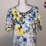 Bedford Fair petite white floral short sleeve top Size undefined Photo 1