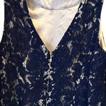 Vince Camuto  Lace Sheath‎ Dress size 8 Photo 4
