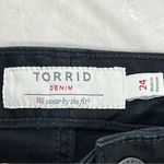 Torrid  black denim shorts size 24 cutout embroidery Photo 3