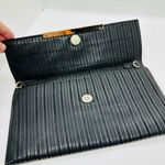 Sandra Roberts Women's Black Gold Bar Snap Closure Hand Clutch Photo 3