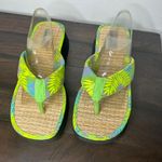 American Vintage Vintage 90s 1990s Y2k 2000s Block Heel Square Toe shoes Tan and Green Sandals Photo 2