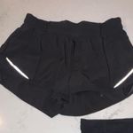 Lululemon Hotty Hot Short 2.5” Photo 0