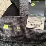 Xersion Women’s joggers/ leggings NWT Photo 8