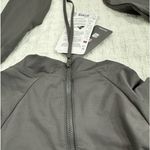 Athleta NWT North Point Cropped Rashguard, Size XL Photo 4