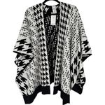 Chico's NWT Black White Houndstooth Knit Ruana Reversible Covering Poncho Sz S/M Photo 0