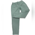 Lululemon 🌿  Adapted State High-Rise Jogger - Green Size 8 🌟 Photo 2