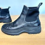 Madewell  Dani Chelsea Black Leather Lugsole Ankle Platform Boots Sz 8.5 Photo 2