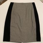 White House | Black Market Houndstooth Pencil Skirt Size 4 Photo 9