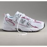 New Balance 530 Sneakers in White Pink Metallic Size 6.5 Photo 1