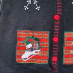 Holiday Editions Black Printed Knit Sweater Vest Festive Embroidery Red Plaid Size L Photo 7