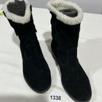 Sole Society Woman’s Black Suede 8.5m Pull On Shearling Cuff Ankle Bootie Photo 0