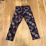Lorna Jane  navy floral leggings with hidden pocket and pull‎ string inside Photo 0