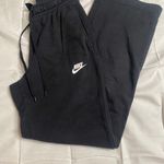 Nike Sweatpants Photo 0