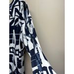 Peck & Peck  Women's XL Black White Graphic Print Tunic Top 3/4 Sleeve Photo 2