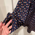 Market & Spruce  bird vneck shirt Photo 3