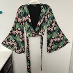 PatBo Kimono Sleeve Wrap Top black and green with white flowers blouse sz L Photo 18