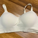 Truekind Wireless Comfort Bra Size 2XL Ivory Adjustable Straps Hook Eye Closure Photo 0