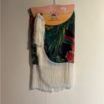 Vince Camuto  coverup Photo 4