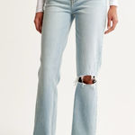 Abercrombie & Fitch Abercrombie & Fitch The 90's Straight Ultra High Rise Size 28/6 Short Photo 0