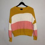 VICI Yellow Sweater Photo 1