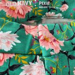 Old Navy Green and Pink Floral Leggings Pixie Pants Size 10 Photo 4