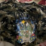 SheIn  1X army print cropped v shaped tee Photo 0