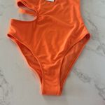 Refuge  swim   Photo 2