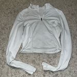 White cropped quarter zip size small Photo 0