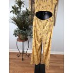 No Boundaries Women’s Jumpsuit Large Floral Smocked Bodice Adjustable Straps Yellow Photo 4