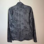 Under Armour  Womens Heat Gear Fitted 1/2 Zip Pull Over Allover Print Gray Medium Photo 7