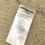 Patagonia Women’s Zip-Up Fleece Sweater in Cream Size L Photo 6