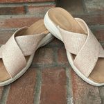 Easy Spirit  Taite 2 Sandals Photo 2