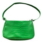Wild Fable  small S/M  purse in green crocodile print. Photo 0