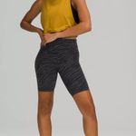 Lululemon Wunder Train High Rise Short 8”, Size: 4 Photo 2